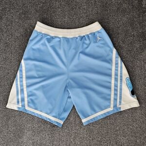 Vintage Jordan Men's North Carolina Tar Heels Footloose Basketball Shorts Size S